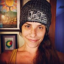 Bethany Andrews's Instagram, Twitter & Facebook