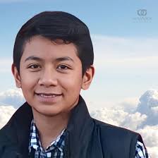 ADRIÁN EMMANUEL AHUMADA VALENZUELA