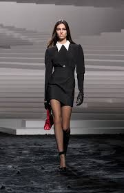 ‪Fashion Shows | VERSACE DZ‬‏