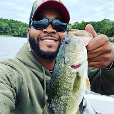 Live •love• laugh and fish 🤙🏽 #thesetway #charlottenc #fish #fishing  #badinlakenc