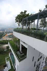 Icon residence, mont kiara features building blocks that are interspersed with landscape and water features, whilst also integrating elements of the sun, sky and scenic greenery into a three dimensional lattice of terraces, gardens and living spaces. Icon Residence Mont Kiara