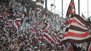 Pauli ii rosa aggiornata calendario schede dei giocatori valori di mercato calciomercato statistiche e tanto altro. Bbc World Service Sporting Witness Fc St Pauli Germany S Pirate Football Club