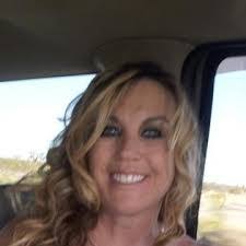 Alma Razo's Instagram, Twitter & Facebook