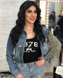 India's most wanted terrorist and 1993 mumbai blasts mastermind dawood. Mehwish Hayat Shares Her Exercise Clip With An Interesting Caption Entertainment Dunya News