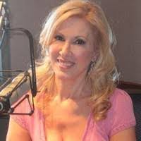 Lucia Vanderpool's Instagram, Twitter & Facebook