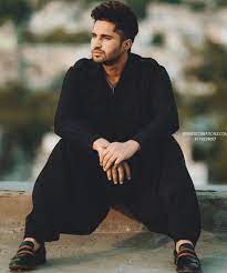 Pin By Meera Kumari On Jassi Gill Jassi Gill Love Couple Wallpaper Stylish Boys