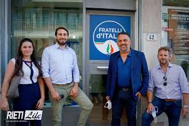 Altissima qualità costruttiva e cultura dei materiali per garantire un prodotto a regola d'arte. Fratelli D Italia Apre Il Circolo A Fara In Sabina Rieti Life