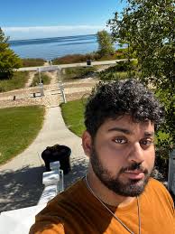 Hey everyone! My name is Kailee, and I'm 21. I'm looking for a female  roommate to move into my two-bedroom apartment