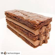 Repost Lachocologue New Le Mille Feuilles Chocolat Praline Du Chef Cedric Grolet Je Reve Tellement De Le Gouter Celui La Chocolate Food Photo Eat