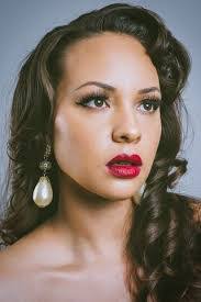 Jasmine Fox's Instagram, Twitter & Facebook