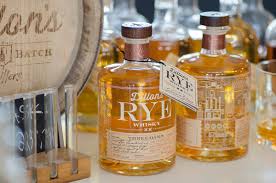 Dillon S Small Batch Rye Celebrates Canada S First Rye Whisky In Decades Rye Whisky Whisky Packaging Spirits Packaging Design
