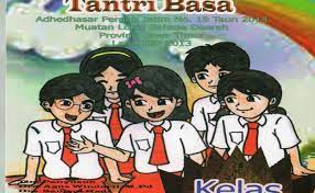 Untuk dapat mengunduh atau mencetak buku siswa mata pelajaran bahasa jawa kelas 4 (empat) sekolah dasar (sd) / madrasah ibtidaiyah (mi) kurikulum 2013 di bawah ini, silakan klik tombol hitam yang ada di pojok kanan atas buku. Basa Jawa Kelas 4 Sd Wulangan 4 Teks Narasi Cute766