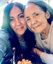 LilyDeRosa (@lilyderosa) • Instagram photos and videos