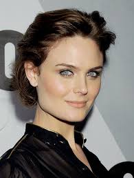This link is to an external site that may or may not meet accessibility guidelines. Crush Alert Emily Deschanel Says Stick To Your Guns Emily Deschanel Hairstyle Zooey Deschanel