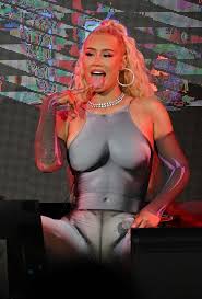 Iggy Azalea to perform at the 2024 AVN Awards