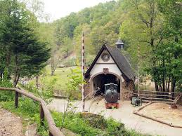 Wie der swr berichtet, sollen hier in der nacht ganze sechs häuser eingestürzt sein. Hauptsache Eifel Ein Urlaubsblog Susanne Wingels