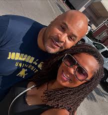 Happy Sunday Peeps! You are fearfully and wonderfully made by God. Keep  thriving because he gave us breath and life to do so. Have a great week.