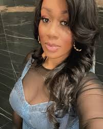 MEET THE CHEF BEHIND THE FOOD Hey y'all Chef Lynn here and I feel like it's  been so long since I've introduced myself and there are so many new faces  to the