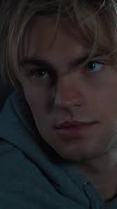 Relaciones Complicadas en 'Mi Vida Con Los Chicos Walter'