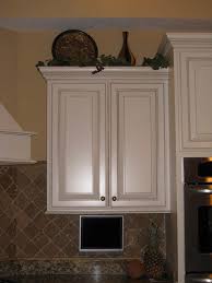 Whats On Top Of Your Kitchen Cabinets Home Decorating Design Forum Gardenweb Cabinet Decor Beautiful Kitchen Cabinets Free Kitchen Cabinets