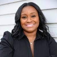 Lakisha Singleton's Instagram, Twitter & Facebook