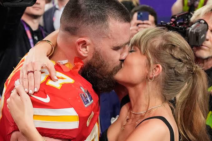 Taylor Swift and Travis Kelce wedding: You won't believe who officiated the  ceremony - cleveland.com
