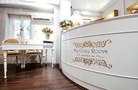 Best Facials In Singapore 7 Salons With Deals Under 150 2021 $1200 for 5 sessions $1800 for 10 sessions.