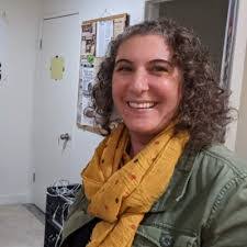 Jennifer Bascom's Instagram, Twitter & Facebook