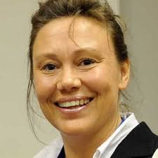 Megan Baxter (@meganqb)