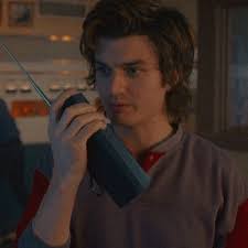 Iris Cameron (@DontTouchLola1)