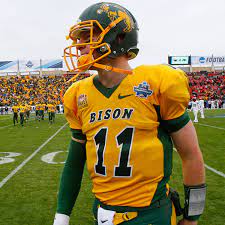 Carson wentz (born december 30, 1992) is a quarterback for the indianapolis colts of the nfl. Nfl Draft Looking Back On Carson Wentz Jared Goff Recruitment Sports Illustrated
