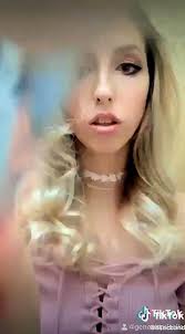 Is there a photo of your husband with the dentist's twin daughters?