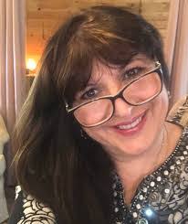 Barbara Leary's Instagram, Twitter & Facebook