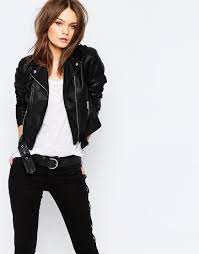Epingle Sur Outerwear
