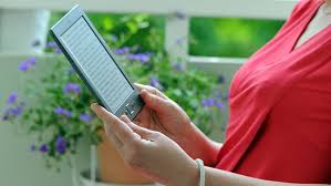 Leseratten Und Bucherwurmer Wie Umweltfreundlich Sind E Books Umweltkommissar Experten Tipps Bayern 1 Radio Br De