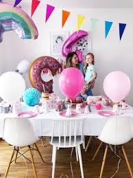 4 Geburtstag Feiern Spiele Und Deko Ideen Fur Den Kindergeburtstag Minimenschlein De Kindergeburtstag Geburtstag Feiern Kinder Party