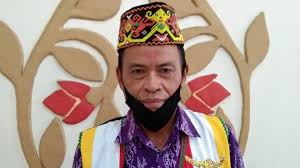 Rumah panjang merupakan rumah adat suku dayak yang berada di kalimantan barat. Segudang Syarat Nikahi Gadis Cantik Suku Dayak