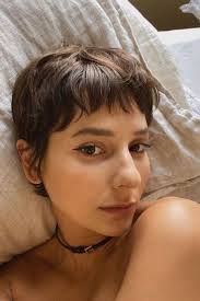 Eva Workman (pinkpiggy6)