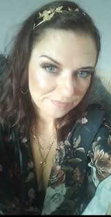 Professionals in Boness, WLN, Gb