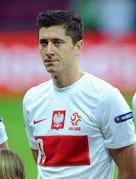 60 Top Robert Lewandowski Poland V Russia 2012 Pictures Photos Images Getty Images Robert Lewandowski Lewandowski Soccer Players