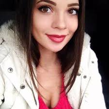 Elise Barton (@EliseBa68554268)