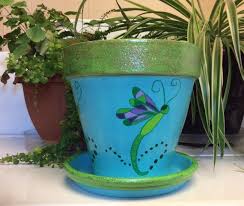 8 Libellule Peinte A La Main Pot De Fleur En Argile Etsy Clay Flower Pots Flower Pots Dragonfly Painting
