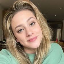 Ella Brandon (@ella_brandon080)