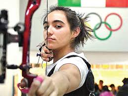 She started her career as a 9 years old girl. Ana Paula Vazquez Una Promesa Tricolor