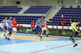 Na próxima ronda os 'dragões' recebem viajam até à macedónia para defrontar o vardar, atual campeão. Andebol Fc Porto Vence Sl Benfica E Continua Invicto Jornal Universitario Do Porto