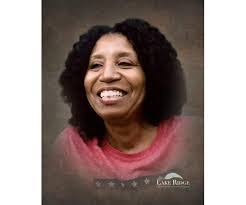 Elaine Kirkland's Instagram, Twitter & Facebook