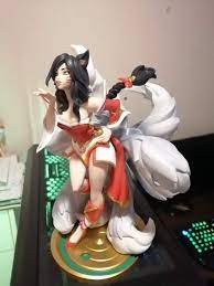 All ahri's animations (like the new ones today) have narrower faces than most of her splashes and this statue. Ahri Unlocked League Of Legends Official Amino
