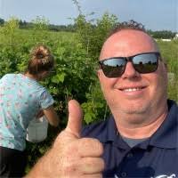 10+ "Danny Robidoux" profiles