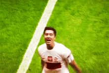 Benzema been real madrids best player since cr7 left! Lewandowski Gifs Tenor