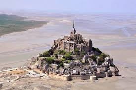 Un point de vue exceptionnel. Vol Helicoptere Mont Saint Michel Bapteme Au Meilleur Prix Des 99